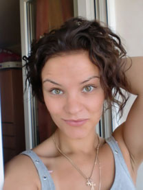 marriageagencykharkov.com - beautiful ad