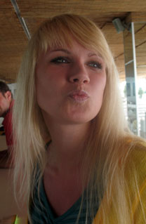 young woman pictures - marriageagencykharkov.com